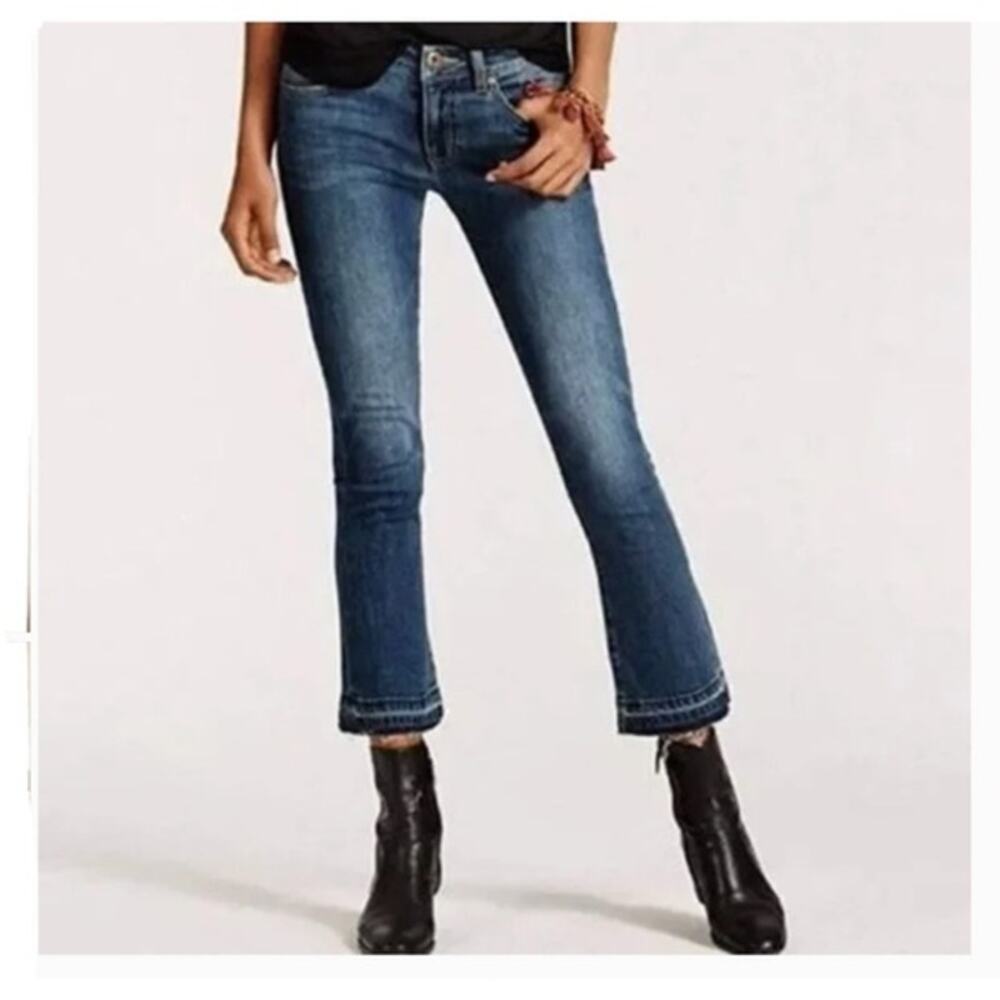 CAbi Madrid Wash Kick It Crop Jeans